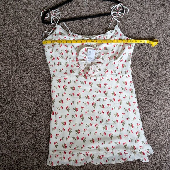 NWT | Abercrombie & Fitch | Cherry Mini Dress | White/Red | Size L - Picture 7 of 8
